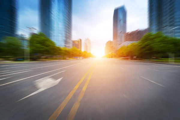 Carretera concurrida de la ciudad principal — Foto de Stock