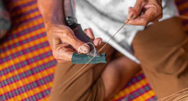 Ahşap ürünler, Step, Thai Style, Thai Style Wood ürünleri, Tayland stili ürünler, Tayland stili ürünler, farklı türde dokuma aletleri Tayland 'da geleneksel bir stil..