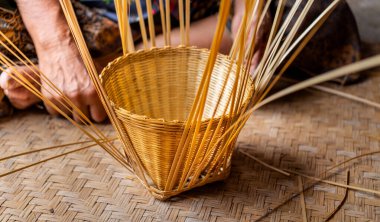 Ahşap ürünler, Step, Thai Style, Thai Style Wood ürünleri, Tayland stili ürünler, Tayland stili ürünler, farklı türde dokuma aletleri Tayland 'da geleneksel bir stil..