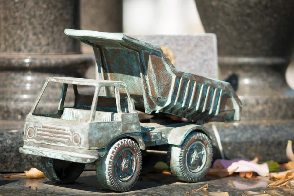 Mezar süs Metal kamyon