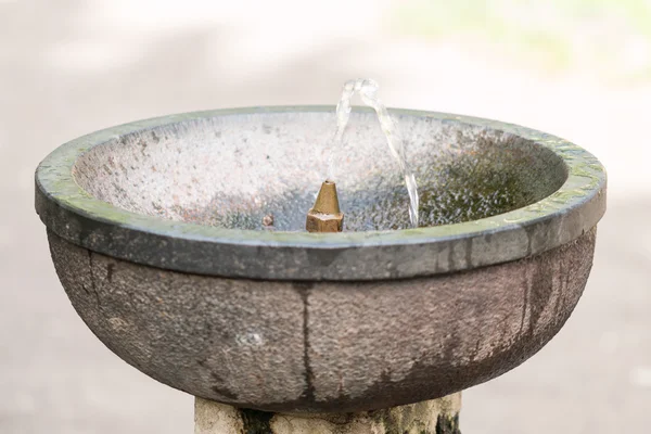 Brunnen im Park — Stockfoto