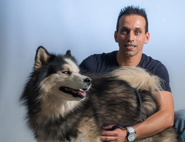 Man and dog — Stock Photo, Image