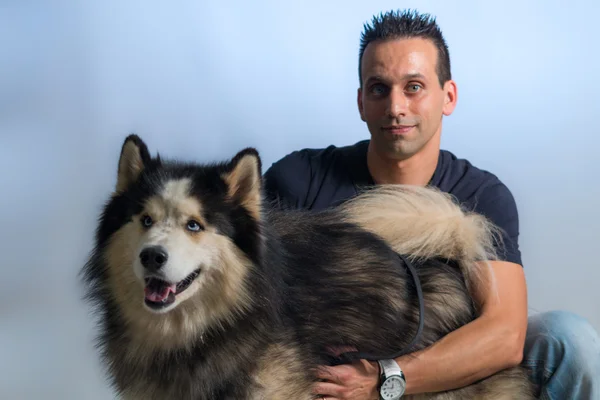 Man and dog — Stock Photo, Image