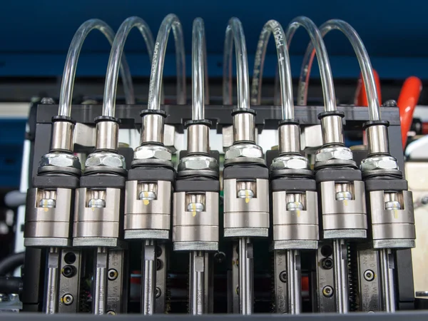 Válvulas solenóides com tubos — Fotografia de Stock