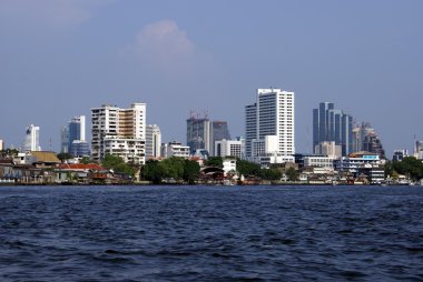 Chao Phraya nehir. Manzarası, gökdelenler, kuleleri, Bangkok, Tayland, Asya