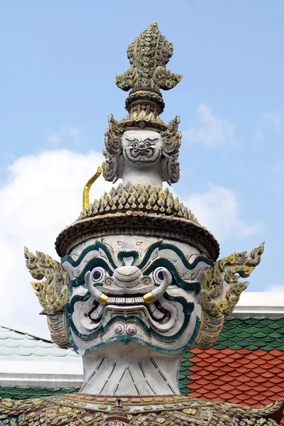 Statue du gardien, Temple du Bouddha Émeraude, Wat Phra Kaew, Bangkok, Thaïlande — Photo