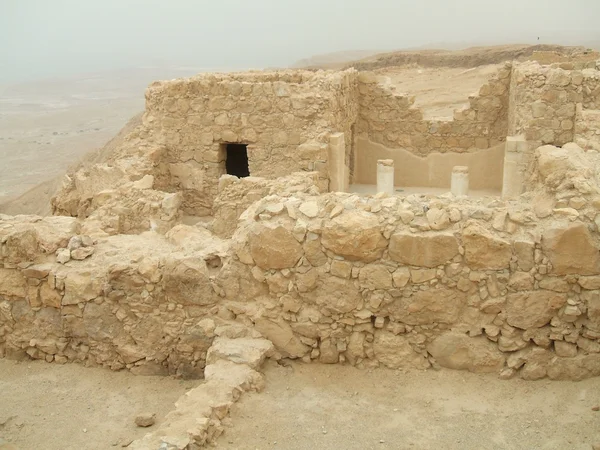 Pevnost Masada. ruiny král Herodes palác, masada, Judská poušť, Izrael — Stock fotografie