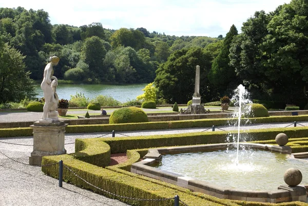 Giardino sul lungolago — Foto Stock