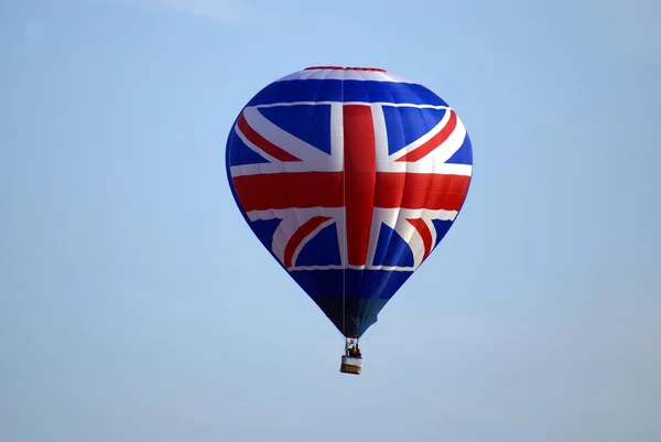 Air Balloon με τα χρώματα της σημαίας του Ηνωμένου Βασιλείου ή σημαία της Ένωσης Jack χρώματα — Φωτογραφία Αρχείου