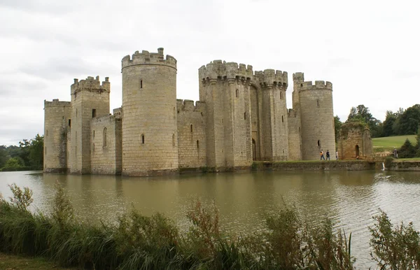 Bodiam Kalesi, ROBERTSBRIDGE, East Sussex, İngiltere — Stok fotoğraf