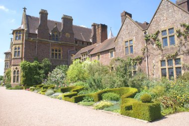 architecture and flower beds