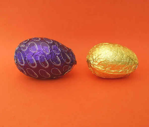 Cioccolato avvolto Uova di Pasqua — Foto Stock