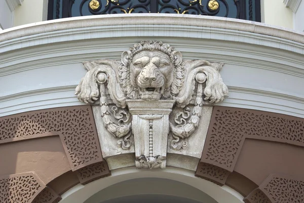 Lion sculpture — Stock Photo, Image