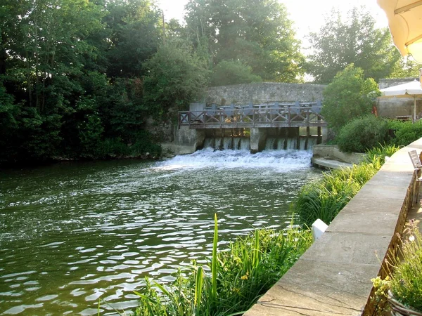 Weir. Ponte sobre um rio, Oxford, Inglaterra — Fotografia de Stock