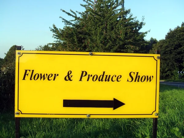 Flower & produce show sign — Stock Photo, Image