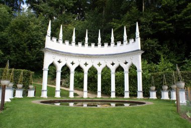 Süslü Bahçe mimarisi, İngiltere