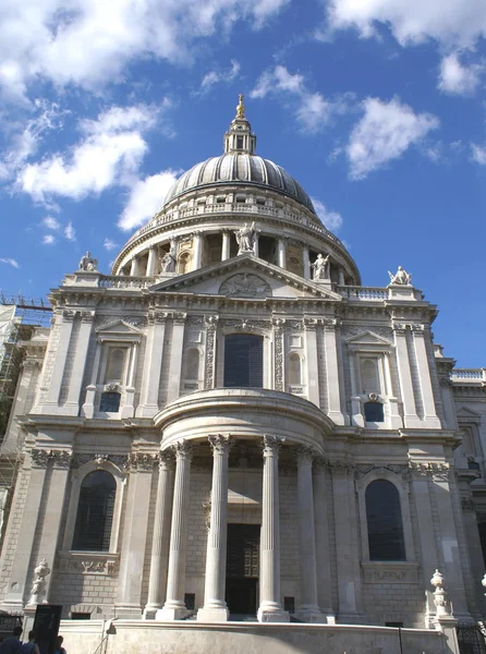 Saint Paul de kathedraal. St Paul de kathedraal, Londen, Engeland — Stockfoto