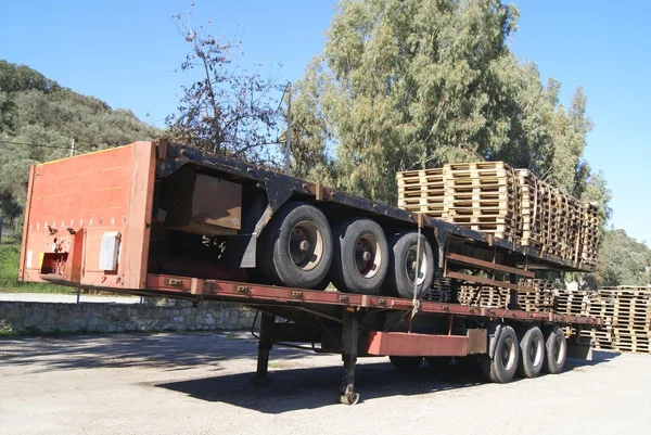 Trailer with Pallets — Stock Photo, Image