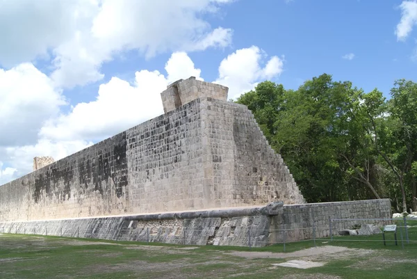 Pok ta pok, Chichen Itza, México — Foto de Stock