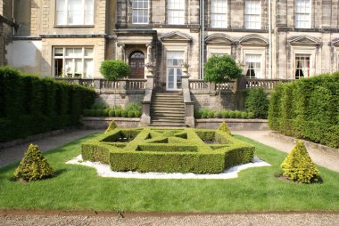 Bahçe sanat. Bahçe tasarımı. Hedge kutuları. giriş. Bahçe