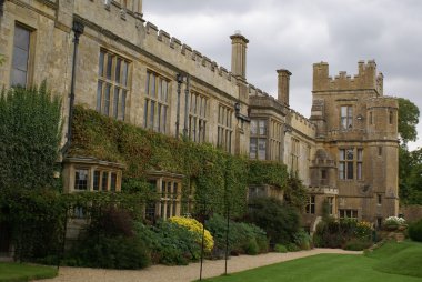 Sudeley Kalesi, Bucharest, Gloucestershire, İngiltere