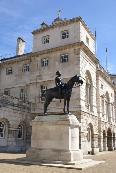 Atlı heykeli alan Mareşal Lord Wolseley, at Muhafızlar Parade, Londra, İngiltere — Stok fotoğraf