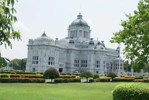 Old Parliament Building. ananta samakhom throne hall, Dusit Palace, Bangkok, Thailand, Asia — Stok fotoğraf