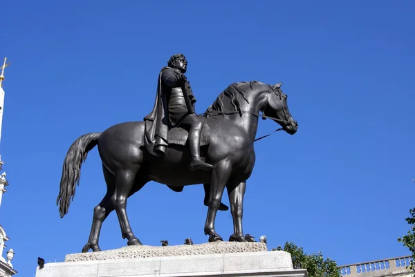 Estátua do rei George Vi, Trafalgar Square, Londres, Inglaterra — Fotografia de Stock