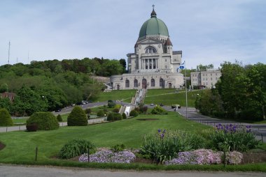 Saint Joseph's Oratory of Mount Royal Cathedral, Montreal, Quebec, Canada clipart