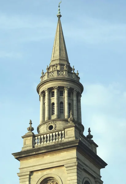 所有圣徒教会，牛津大学英国 — 图库照片