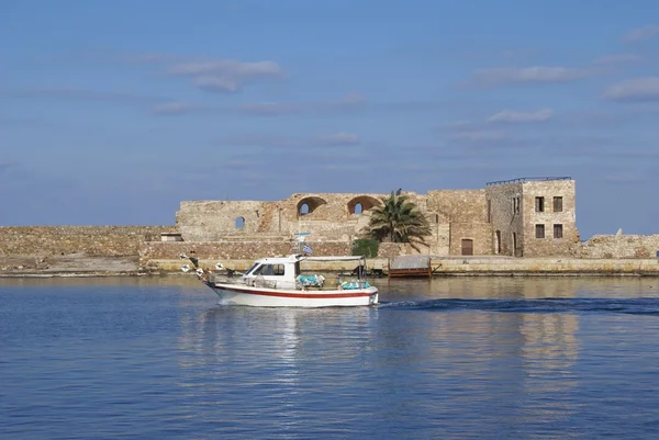 O porto veneziano, porto velho, Chania, Creta, Grécia — Fotografia de Stock