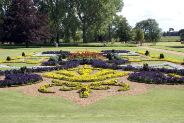 Çiçek yatak. Bahçe sanat. Bahçe tasarımı.