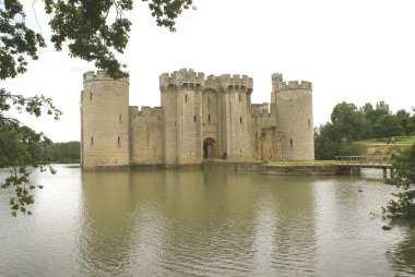 Moated castle. Bodiam Kalesi, East Sussex, İngiltere