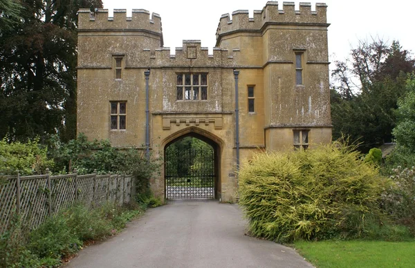 Gatehouse, Sudeley castle, Winchcombe, Inglaterra — Foto de Stock