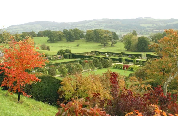 Powis castle garden, Welshpool, Powys, País de Gales, Inglaterra — Fotografia de Stock