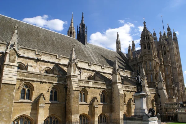 Oliver Cromwell szobor, a House of Commons, a Palace of Westminster, London, Anglia — Stock Fotó