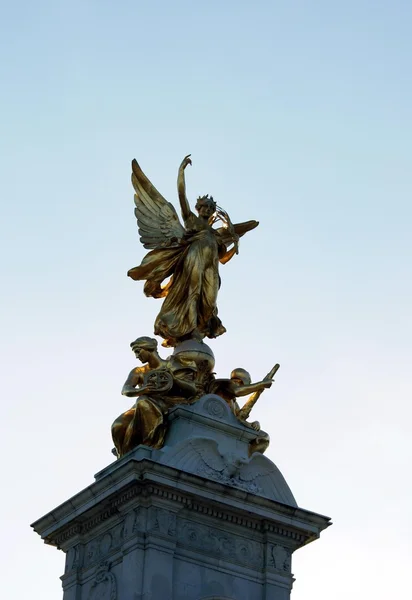 Victoria Memorial, Buckingham Palace, Londres, Angleterre — Photo