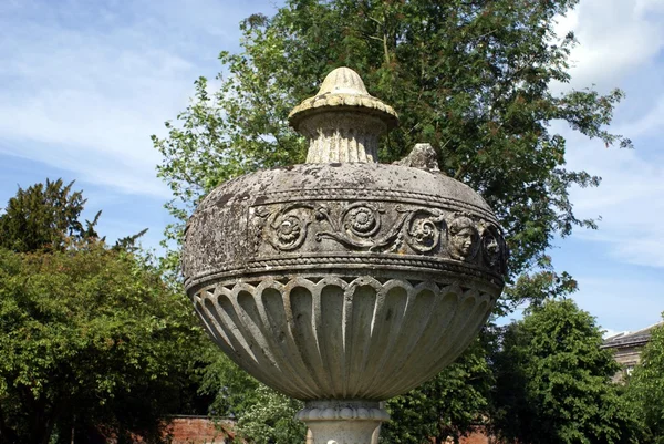 Escultura de jardín —  Fotos de Stock