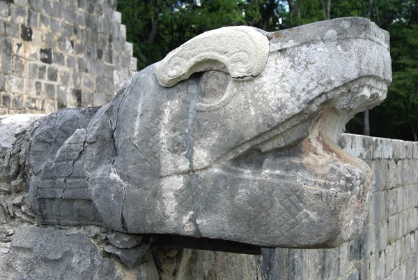 Ruins, El Castillo, templet av Kukulcan, Chichen Itza, Mexiko — Stockfoto