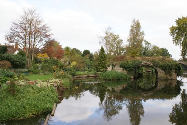 Lake At Warwick Castle, Inglaterra — Fotografia de Stock