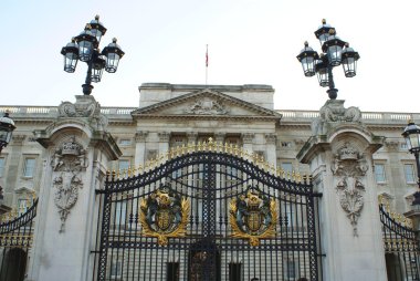 Buckingham Sarayı gate, Londra, İngiltere