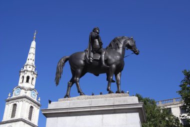 King George VI heykeli. St. Martin-içinde--Fields Trafalgar Square, Londra, İngiltere