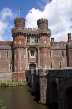 Herstmonceux Castle giriş, East Sussex, İngiltere