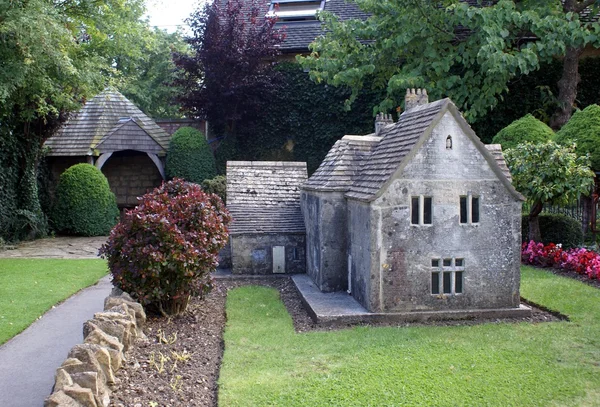 Modèle miniature d'une maison — Photo