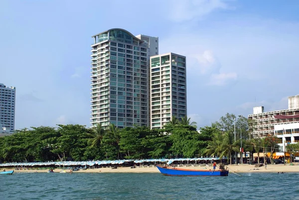 La costa o la playa de la ciudad de Pattaya en Tailandia, Asia — Foto de Stock