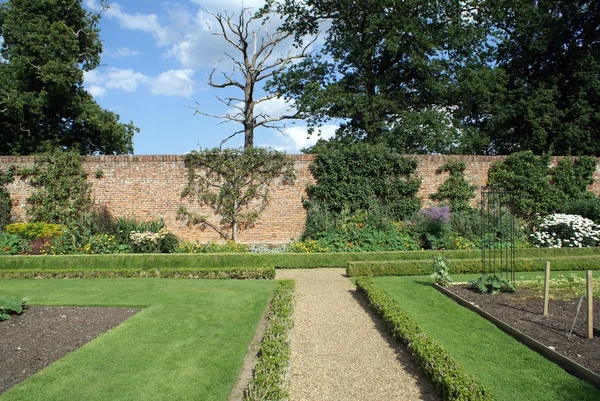 Gartenweg — Stockfoto