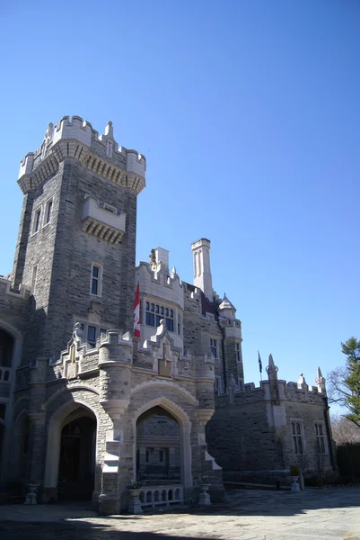 The entrance of Casa Loma Castle in Toronto, Ontario, Canada — Stock fotografie