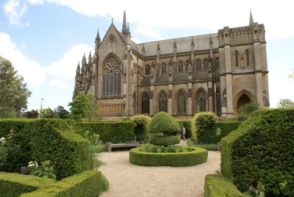 Arundel Castle Chapel and garden in Arundel, West Sussex, England — Stock Photo, Image