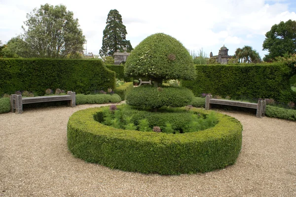 Jardim do castelo de Arundel em Arundel, West Sussex, Inglaterra, Europa — Fotografia de Stock