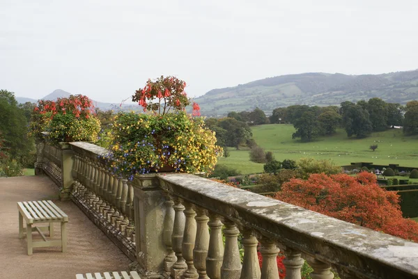 Powis Castle garden v Welshpool, Powys, Wales, Anglie, Evropa — Stock fotografie